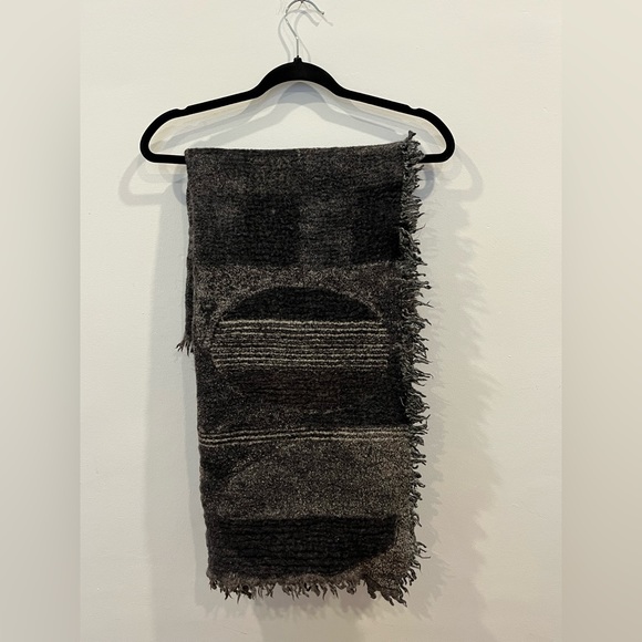 Wilfred Blanket Scarf - Picture 5 of 11